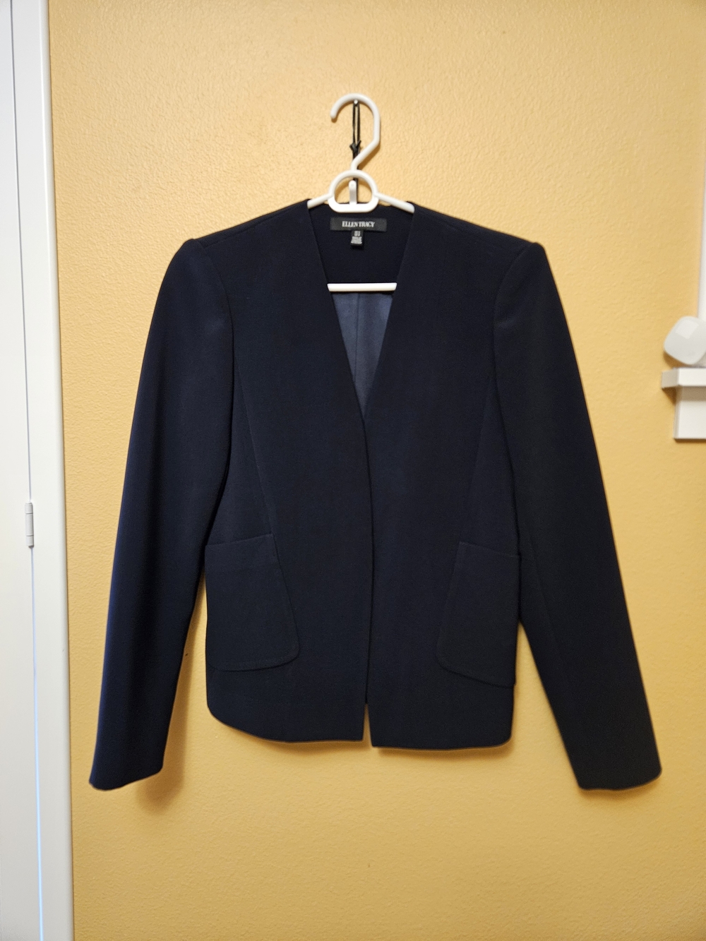Ellen Tracy Navy Collarless Tailored Blazer